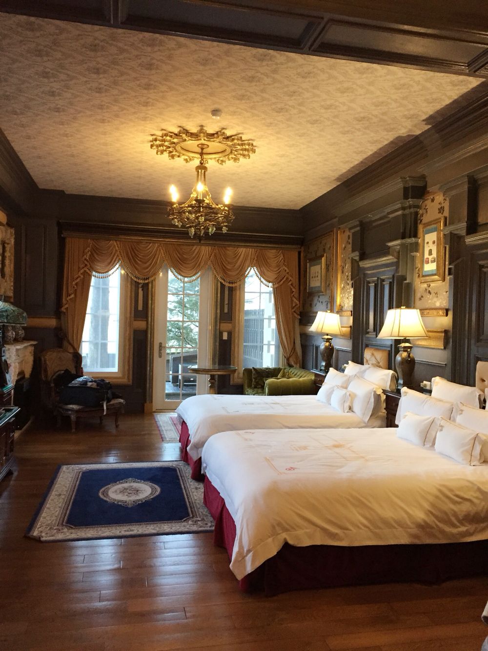 Hotels with Scenic Gardens and Outdoor Relaxation Areas